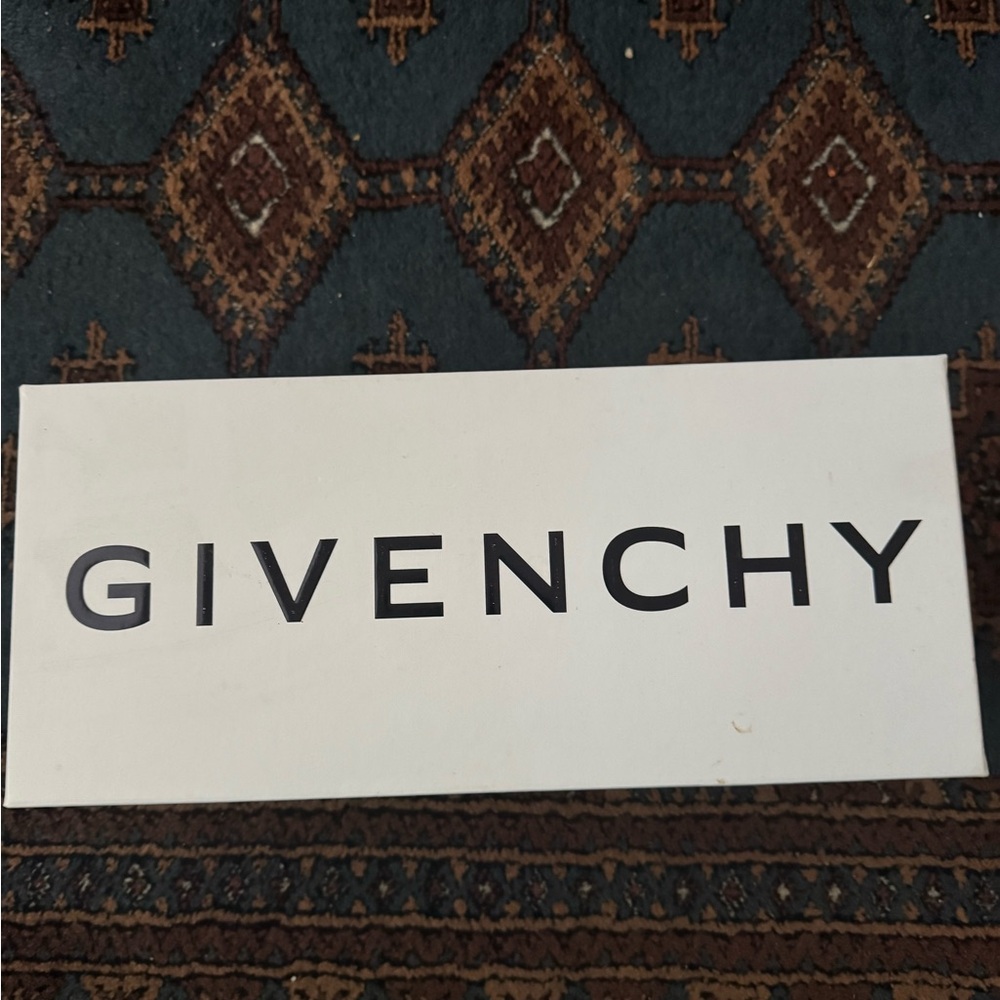 Givenchy White Display Box